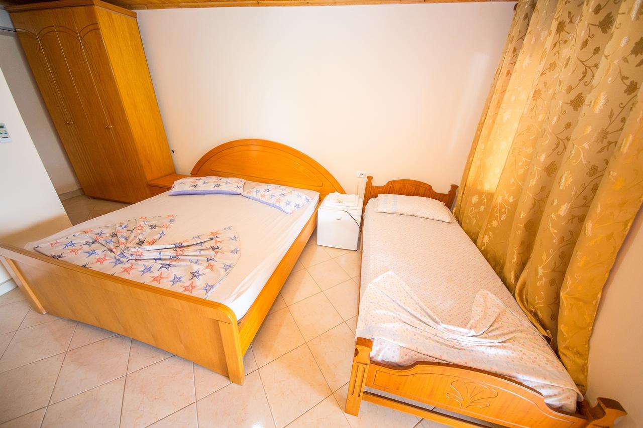 Isi Rooms Vlorë Buitenkant foto