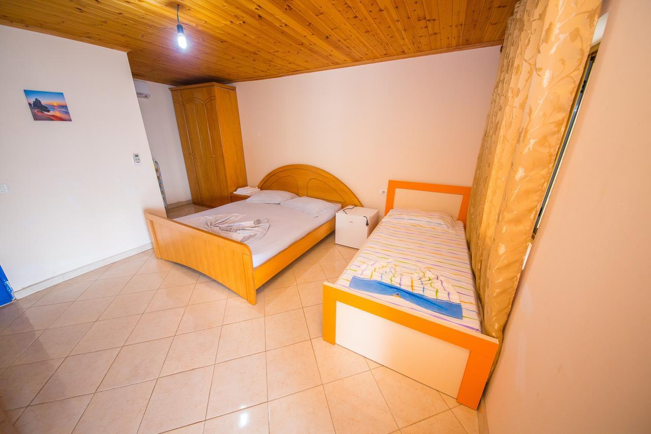 Isi Rooms Vlorë Buitenkant foto